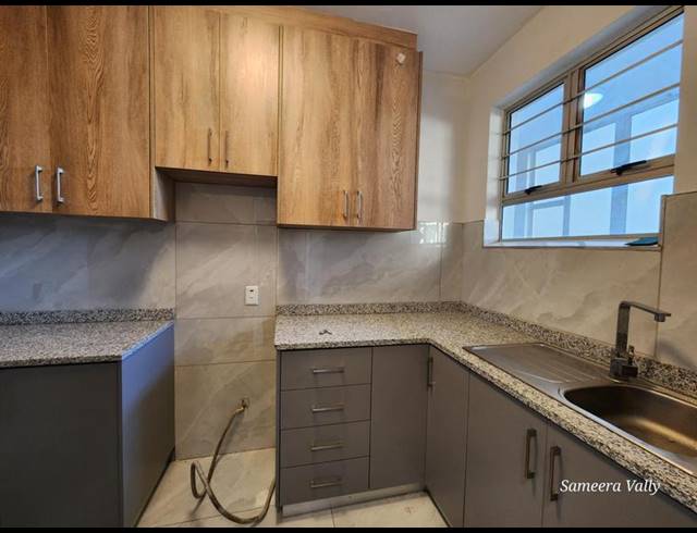 1 BEDROOM PROPERTY TO RENT IN NORTH BEACH